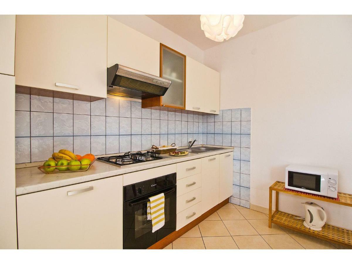 Apartment Josip ポドストラナ エクステリア 写真